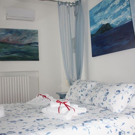 צ'יביטאנובה מארקה Maruru B & B Dell'Arte מראה חיצוני תמונה