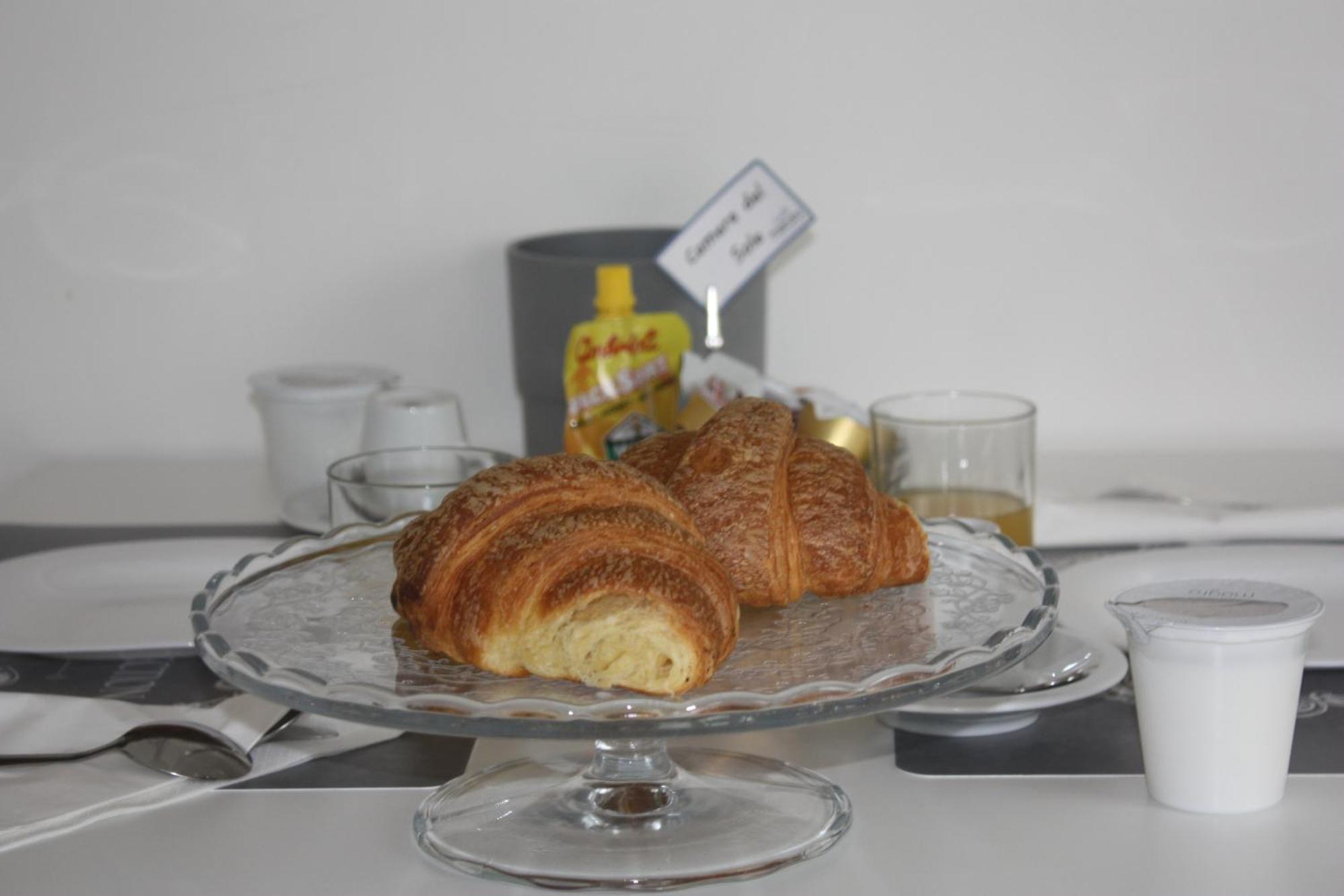 צ'יביטאנובה מארקה Maruru B & B Dell'Arte מראה חיצוני תמונה