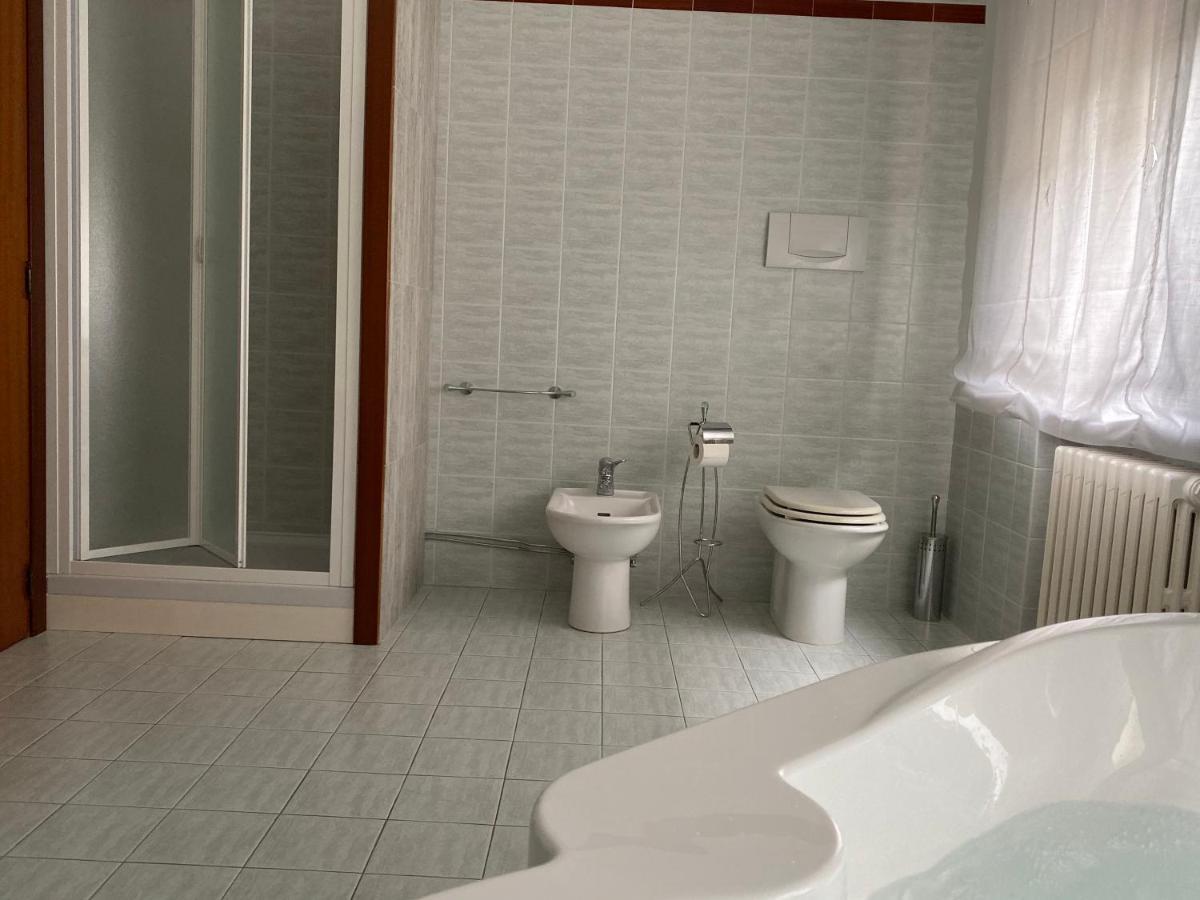 צ'יביטאנובה מארקה Maruru B & B Dell'Arte מראה חיצוני תמונה